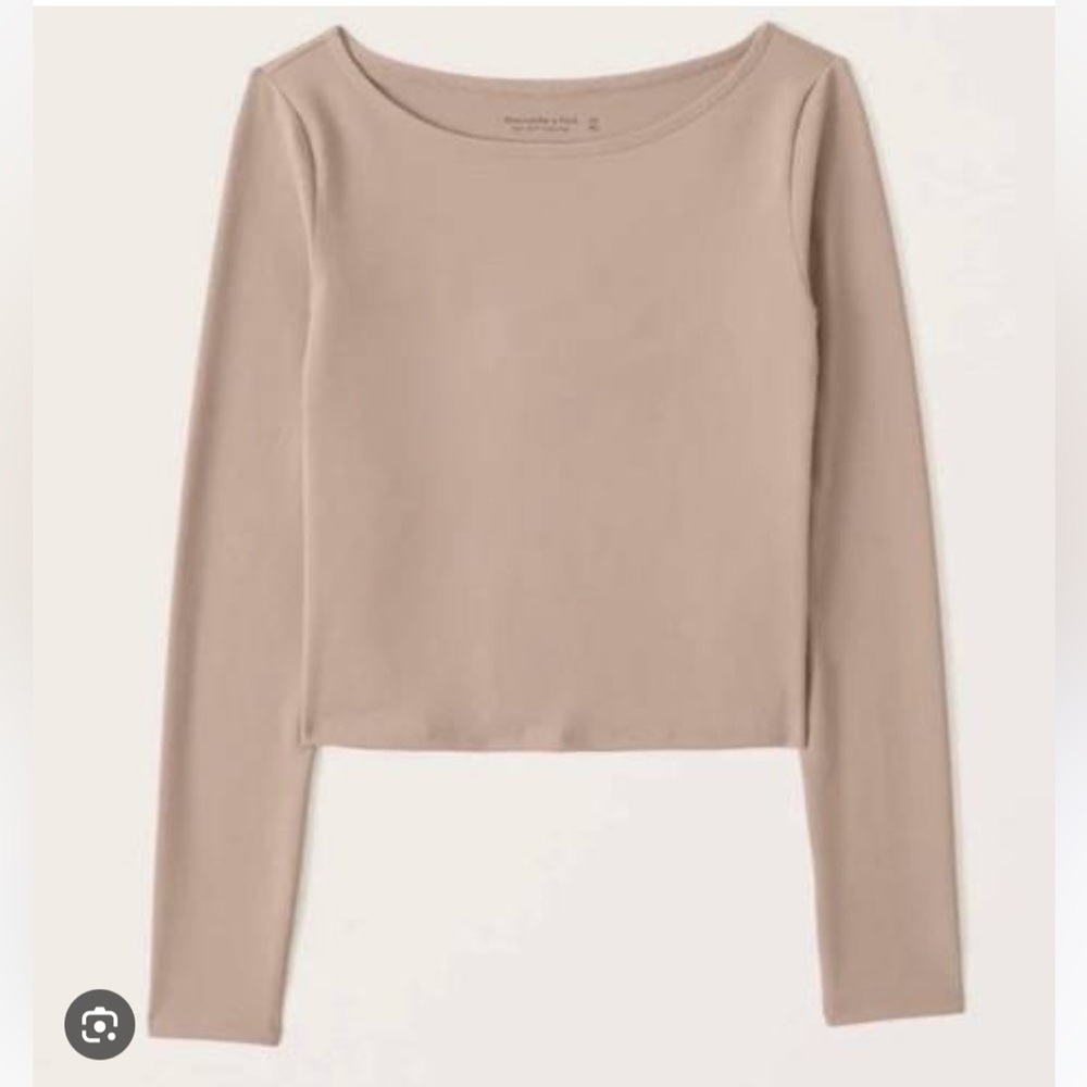 Abercrombie seamless fabric boatneck top